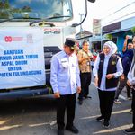 Gubernur Khofifah Dorong Percepatan Pembangunan Infrastruktur Lewat Perbaikan Jalan di Jawa Timur