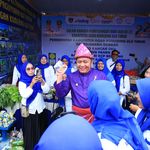 Gubernur Herman Deru Buka Bazar UMKM dan Pasar Murah HUT OKU Timur ke-22