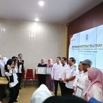  Pemkot Pangkalpinang Menyerahkan Sertifikat HACCP Kepada Pelaku UMKM 