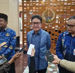 Moch Muchlasin Pimpin OJK Sulselbar, Gubernur Andi Sudirman Ingin Ekonomi Syariah Diperhatikan