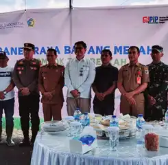 10 Anggota Poktan Berkah Kotamobagu Sukses Panen Raya Bawang Merah
