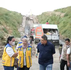 Wali Kota Makassar dan Dirjen Cipta Karya Tinjau TPA Antang, Bahas Solusi Penanganan Sampah