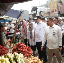 Wali Kota Munafri Sidak Pasar Terong, Cek Ketersediaan dan Harga Pangan