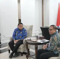 Makassar dan OJK Bersinergi Tingkatkan Literasi Keuangan Lewat Koperasi Merah Putih