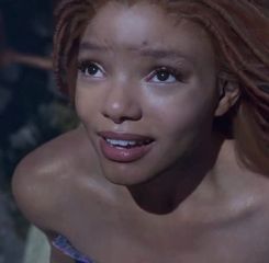 Sinopsis Film 'The Little Mermaid (2023)' yang Diperankan Halle Bailey dan Perbedaannya dengan Film Tahun 1989