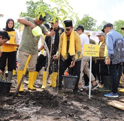 Peringati Hari Bakti Rimbawan Tahun 2023, Gubernur Kalsel Pimpin Penanaman 25 Ribu Bibit Pohon