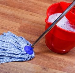 Anti Ribet, Begini Cara Mudah Menjaga Kebersihan Kain Pel di Rumah