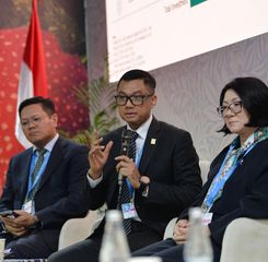 CEO Climate Talks: PLN Siap Dukung Pemerintah Capai 75% Energi Terbarukan hingga Tahun 2040