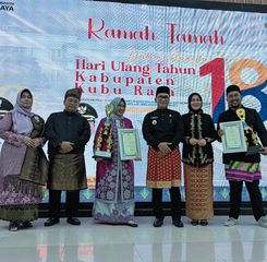 UMKM K2CK Binaan PLN UIP Kalimantan Bagian Barat Raih Peringkat 1 di Ajang UMKM Berprestasi dengan Produk “Serundeng Tradisional 3 Dare”