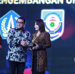 Aktif Majukan UMKM dan Potensi Lokal, Wali Kota Semarang, Agustina Wilujeng Raih Penghargaan dari KompasTV