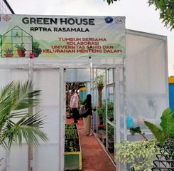 Universitas Sahid dan Warga Menteng Dalam Bangun Greenhouse Urban untuk Ketahanan Pangan dan Pencegahan Stunting