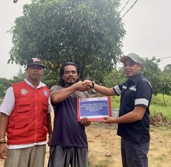PT Timah Bantu Perbaikan Akses Jalan Nelayan di Penyusuk, Dukung Kelancaran Aktivitas Ekonomi Pesisir