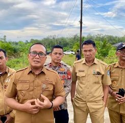 Pemkab Kubu Raya Prioritaskan Pembangunan Jalan Poros Mega Timur&ndash;Sungai Enau