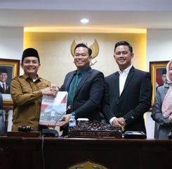 Pandangan Umum Fraksi-fraksi DPRD Kota Pontianak terhadap Ranperda APBD 2026, Fokus Pada Kesejahteraan Masyarakat