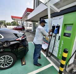Dukung Transisi Energi, Pertamina Perkuat Ekosistem Mobilitas Berkelanjutan di Sektor Darat, Laut, dan Udara