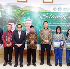 Ria Norsan dan Kemendikdasmen Luncurkan Beasiswa Internasional, Jadi Investasi SDM Unggul Kalbar