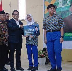 Rifqinizamy Bangga dengan SMAN 1 Pontianak, Beasiswa Internasional untuk 10 Siswa Resmi Diluncurkan
