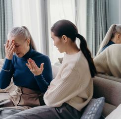 Dukung Kesehatan Perempuan, Peritel Ini Hadirkan MTick&reg; untuk Pendampingan Masa Menopause 