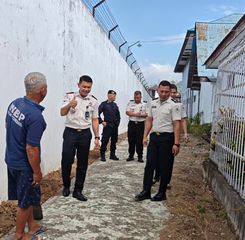 Dukung Ketahanan Pangan, Rutan Kotamobagu Manfaatkan Brandgang untuk Tanam Terong