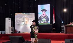 Ratusan Wisudawan UIN Malang Diluluskan, Rektor Hadiahkan Beasiswa S2 di Momen Wisuda  