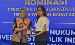 Fakultas Hukum Unika Atma Jaya Raih Penghargaan Literasi Hukum Digital 2026