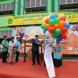 Kompetisi dan Bazaar Meriah Alzhareec MTsN 41 Al-Azhar Asy-Syarif Resmi Dibuka