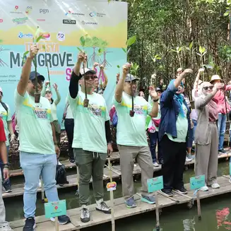 Lestari Mangrove bersama Sonora FM dan Smart FM