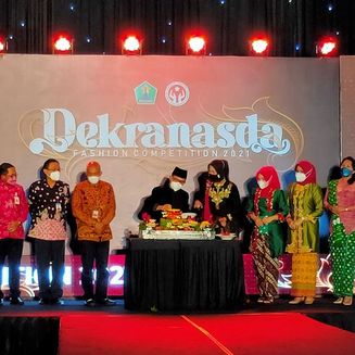 Usung Tema 'Ikonis', Kota Malang Jaring Desainer Muda dalam Ajang Dekranasda Fashion Competition 2021