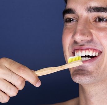 Hati-hati! Bahaya Triclosan dalam Pasta Gigi Terhadap Kesehatan Usus