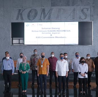 KADIN dan B20 Committee Members Lakukan Kunjungan ke Kompas Gramedia