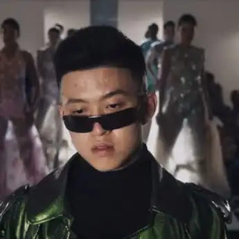 Lirik Lagu '100 Degrees' Milik Rich Brian, 'It's a Hunnid Degrees Why You Feelin' Down?'