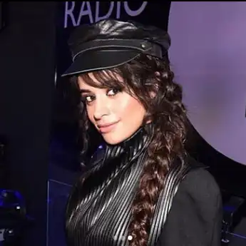 Camila Cabello Cover Lagu ‘Someone You Loved’, Ini Lirik Lagunya
