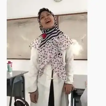 Videonya Viral, Pemilik Suara Mirip Rossa Ini Ternyata Guru Matematika