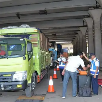 Penanganan Dishub Terkait Truk Over Dimension and Over Load (ODOL)