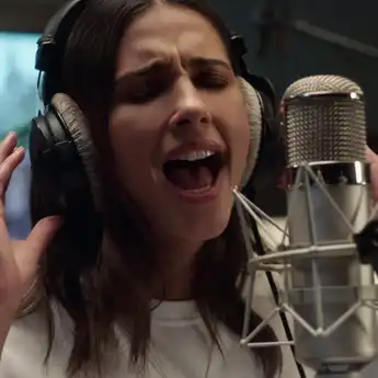 Lirik Lagu dan Chord Gitar 'Speechless' ost. Aladdin milik Naomi Scott