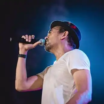 Lirik dan Chord Gitar 'Cukup Sudah' Milik Penyanyi Glenn Fredly