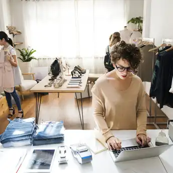 4 Shio Dikenal Paling Pintar Berbisnis, Cuan Mengalir Deras!