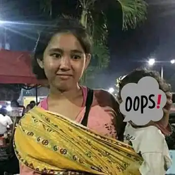 Viral Pengemis Cantik Gendong Balita, Warganet: Gimana Kalau Udah Dandan?