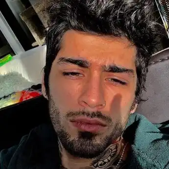 Chord dan Lirik Lagu 'Tonight' Milik Mantan Personel One Direction, Zayn Malik