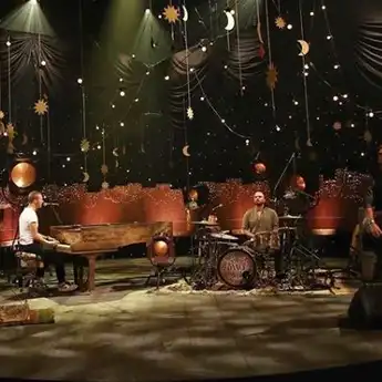 Lagu Baru, Ini Chord dan Lirik Lagu 'Everyday Life' Milik Coldplay