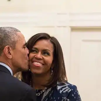 Romantis, Barack Obama Lakukan Ini sebagai Ucapan Ulang Tahun untuk Sang Istri