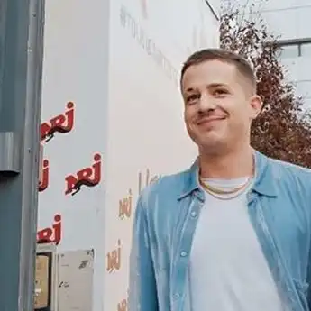 Chord dan Lirik Lagu 'One Call Away' Milik Charlie Puth, I'm Only One Call Away