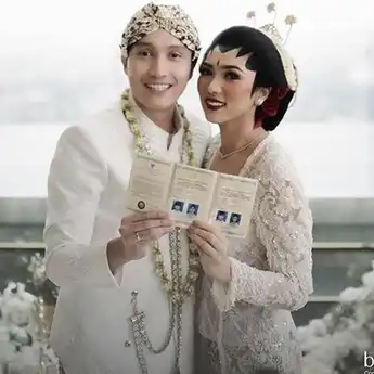 Isyana Sarasvati Resmi Menikah, Tagar #HariPatahHatiNasional Trending
