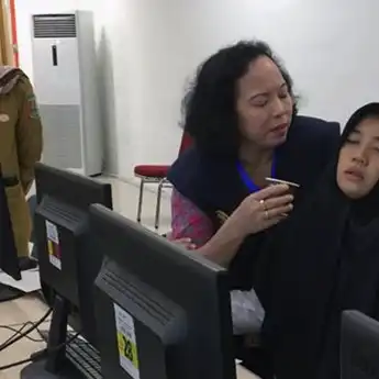 Seorang Wanita Peserta CPNS di Lampung Melahirkan Saat Tes SKD