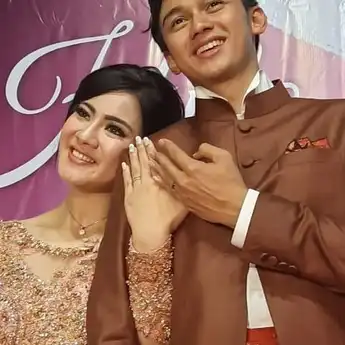 Wow, Caesar Hito Beri Seserahan Barang Branded & Habiskan 500 Milliar?