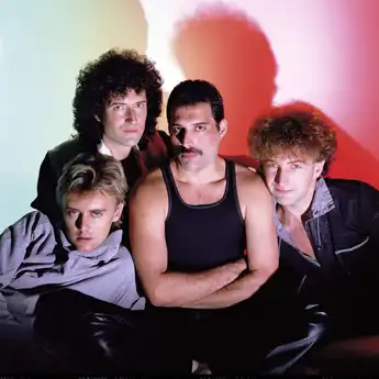 Lirik Lagu dan Chord Gitar 'Crazy Little Things Called Love' - Queen