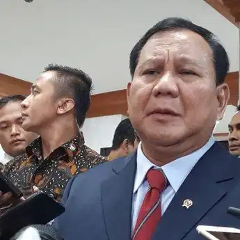 Menhan Prabowo Serahkan Bantuan Alat Kesehatan untuk RS Rujukan Covid-19