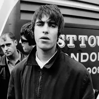 Jangan Nangis! Ini Lirik/ Chord 'Stop Crying Your Heart Out' - Oasis