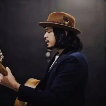 Percaya Ramalan Astrologi? Ini Lirik Lagu 'Astrologi' Milik Petra Sihombing