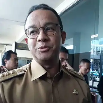 Harga Masker Melonjak, Anies Merasa Bersyukur Masih Ada yang Bisa Beli